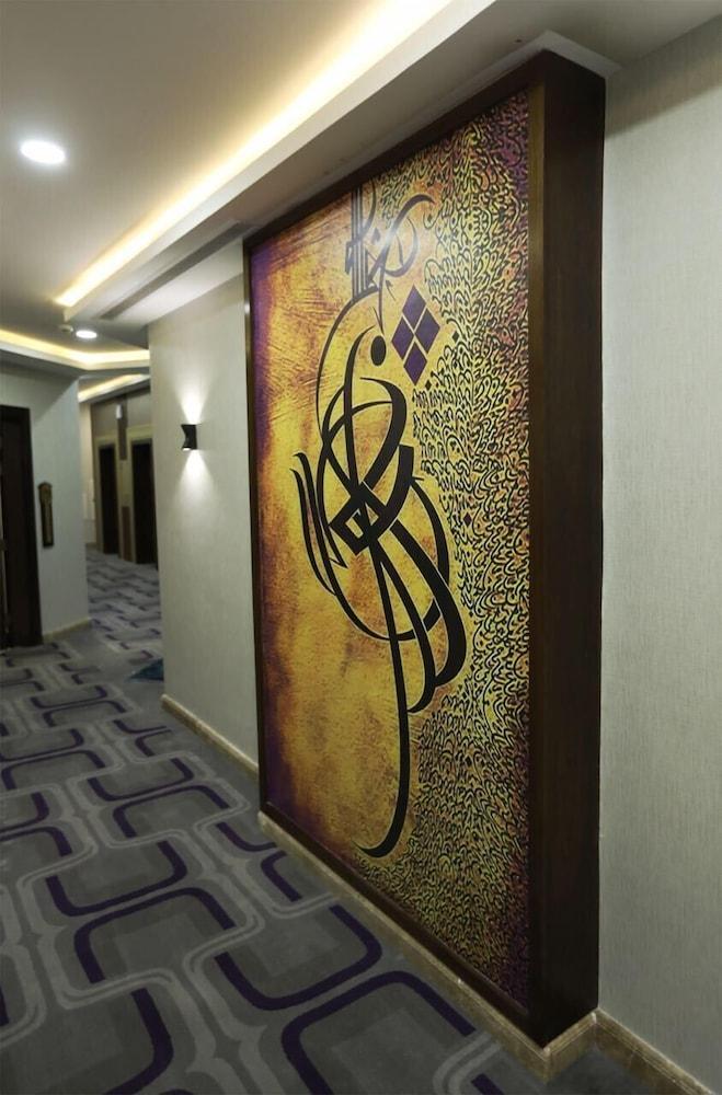 Rose White Hotel Jeddah Exterior photo